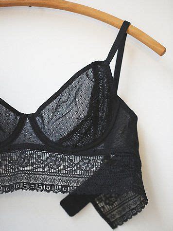 10 Great Indie Lingerie Brands for Small Boobs 